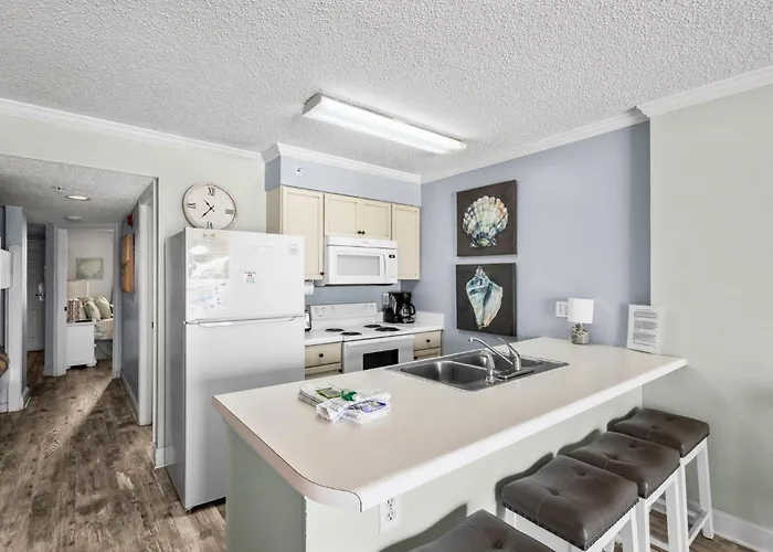Royal Palms 503